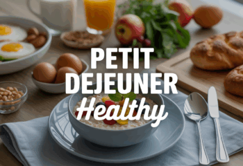 Petit déjeuner healthy rapide avec porridge, œufs, avocat, pain complet